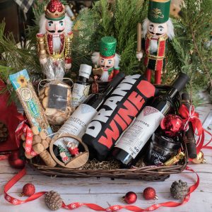 Greek gift baskets with great greek wines and delicious Greek deli from Cinque Wine & Deli in Athens